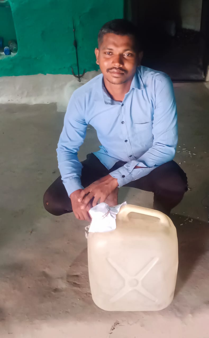 अर्चेडबरी में अवैध शराब का बड़ा खुलासा, 30 लीटर हाथभट्टी कच्ची महुआ शराब बरामद