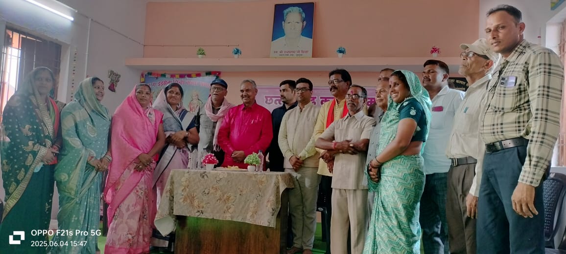 शहर मंडल राजनांदगांव की सामाजिक बैठक में योग आयोग अध्यक्ष रूपनारायण सिन्हा हुए शामिल